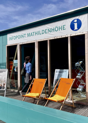 Infopoint Mathildenhoehe im Olbrichweg Darmstadt Marketing Anna Schuetz